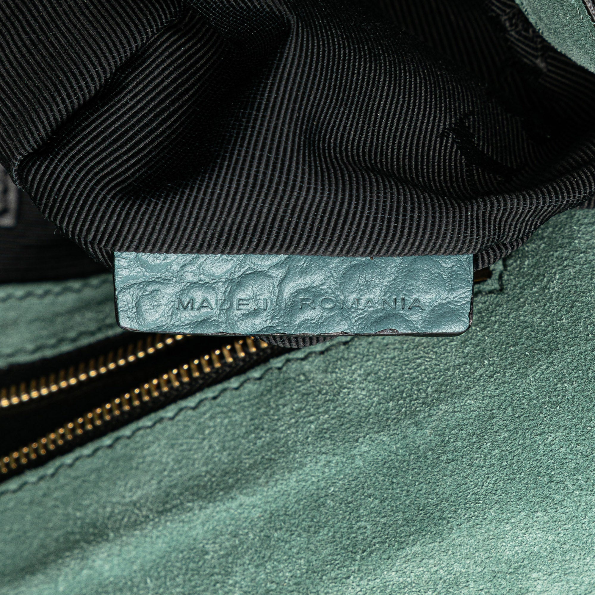 Medium Grained Calfskin Mildenhall Crossbody