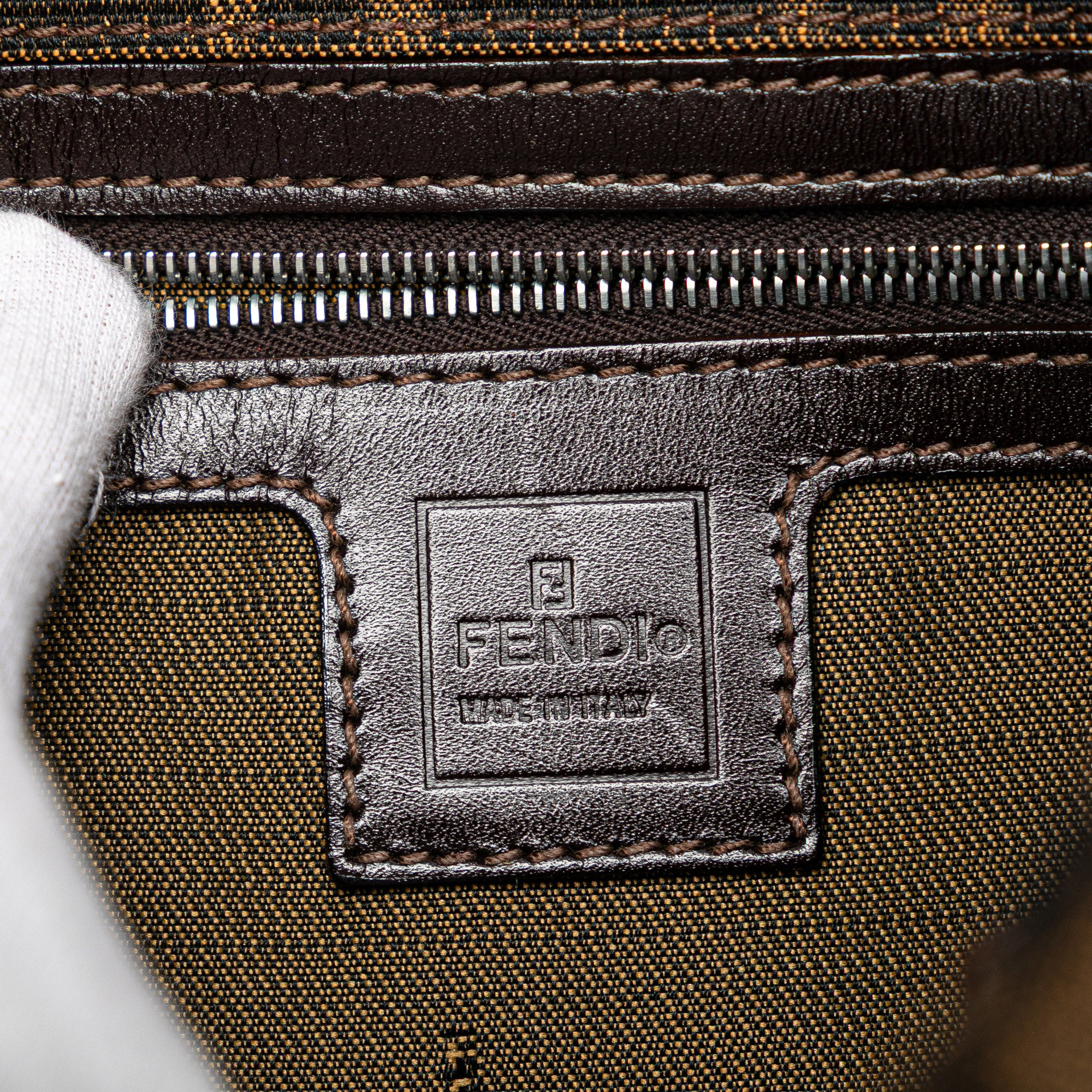 Zucca Canvas Shoulder Bag