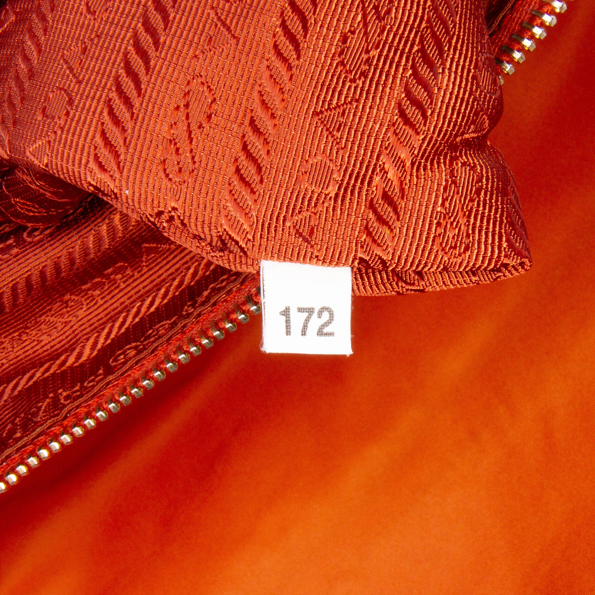 Tessuto Zip Double Buckle Messenger Bag