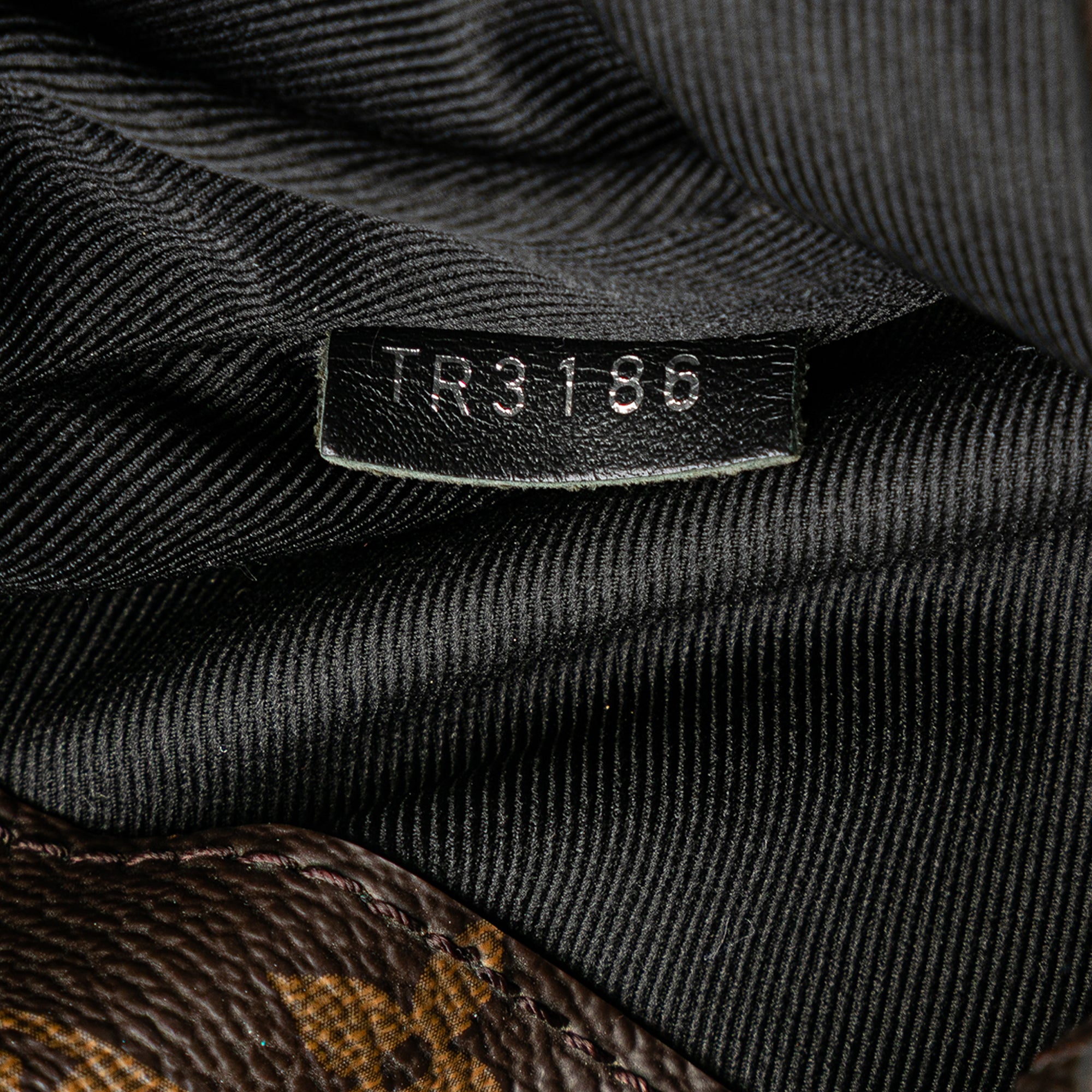 Monogram Macassar Christopher Messenger