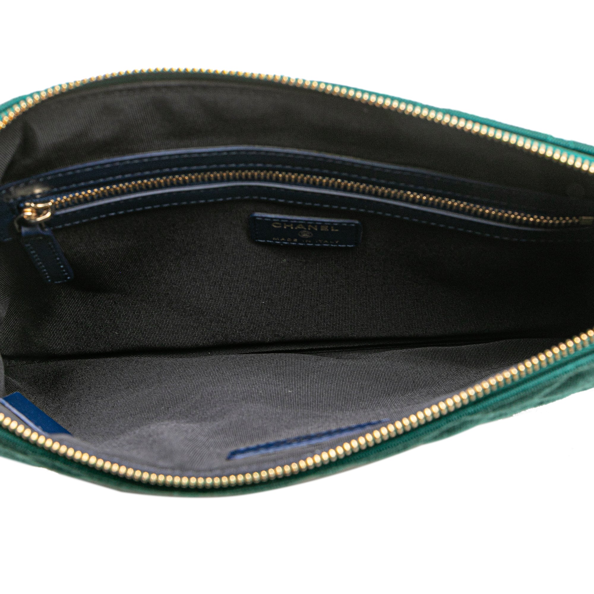 Medium Quilted Jersey O Case Clutch