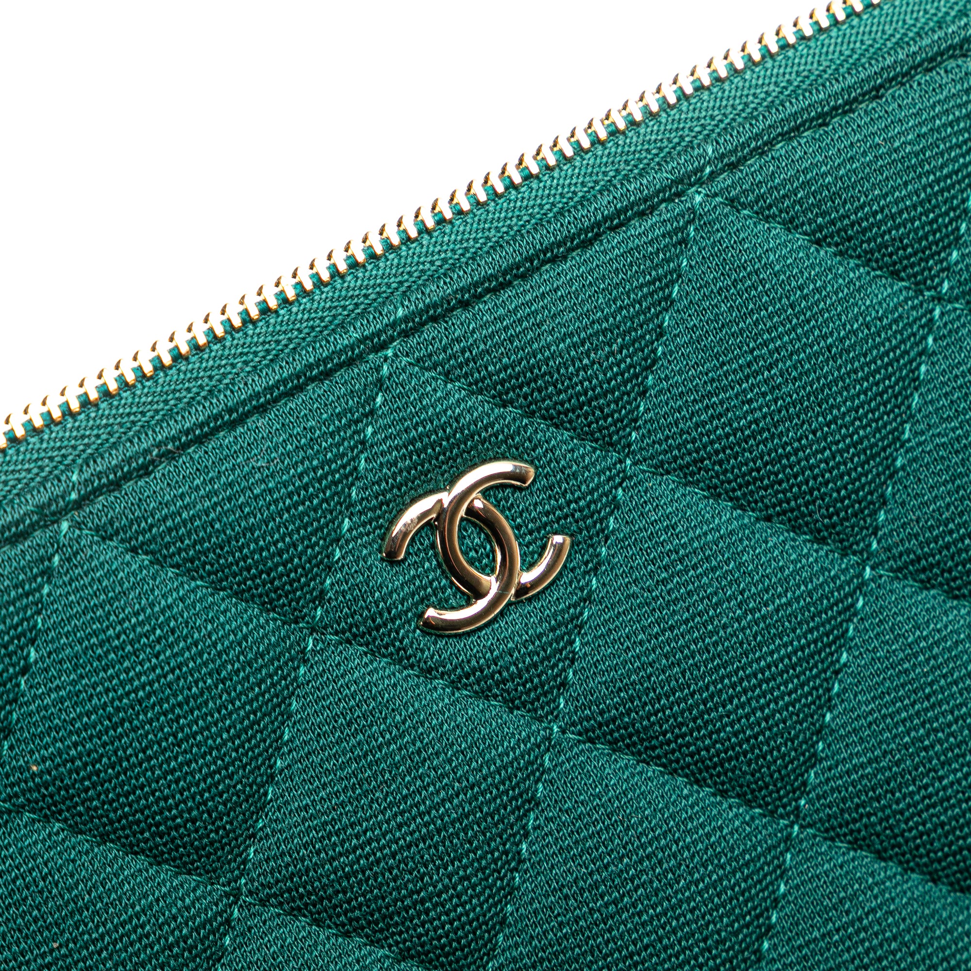 Medium Quilted Jersey O Case Clutch