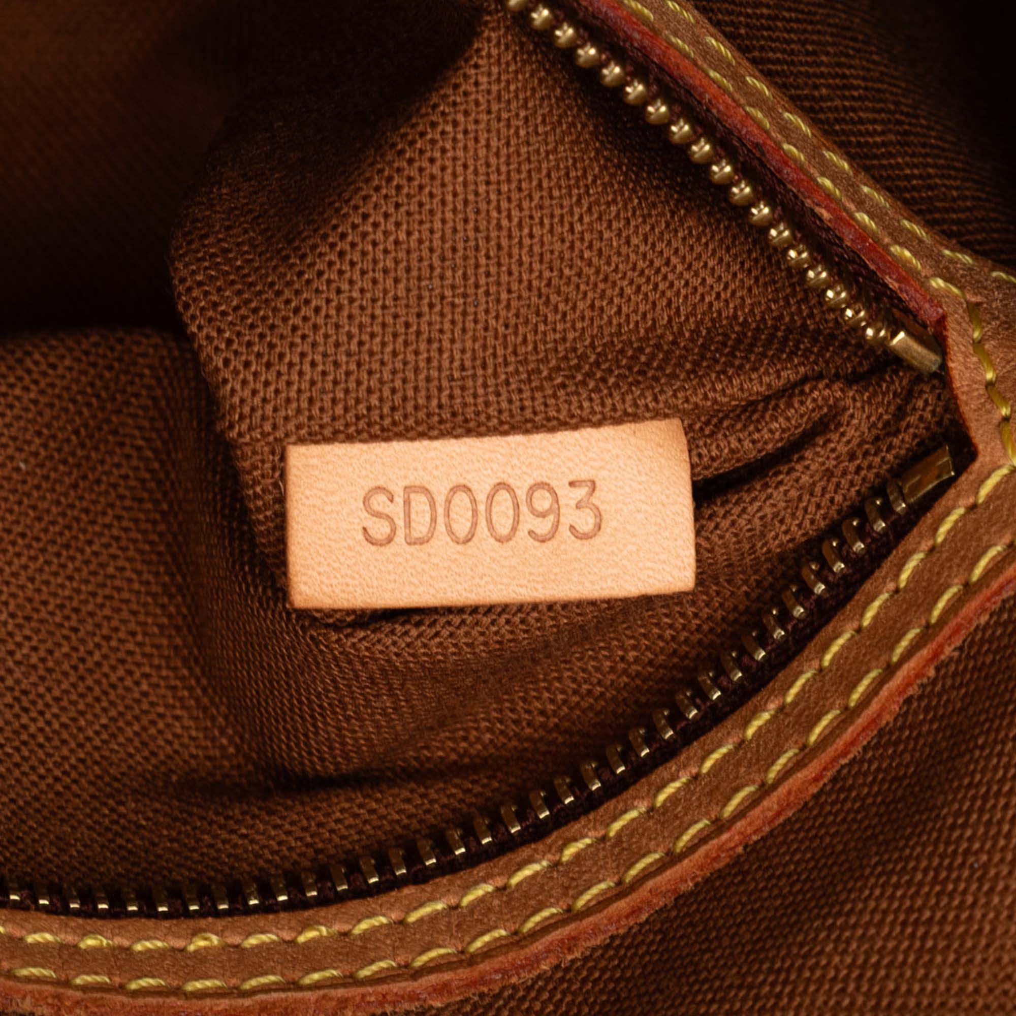 Monogram Mini Looping