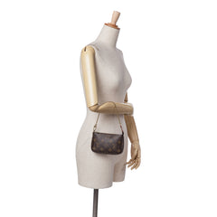 Monogram Mini Pochette Accessoires