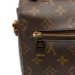 Monogram Pochette Metis