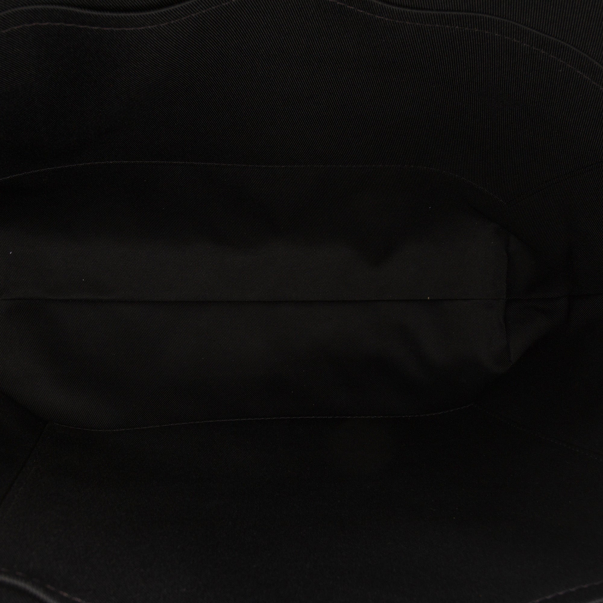 Metallic Saffiano Cuir Leather Monochrome Envelope Flap