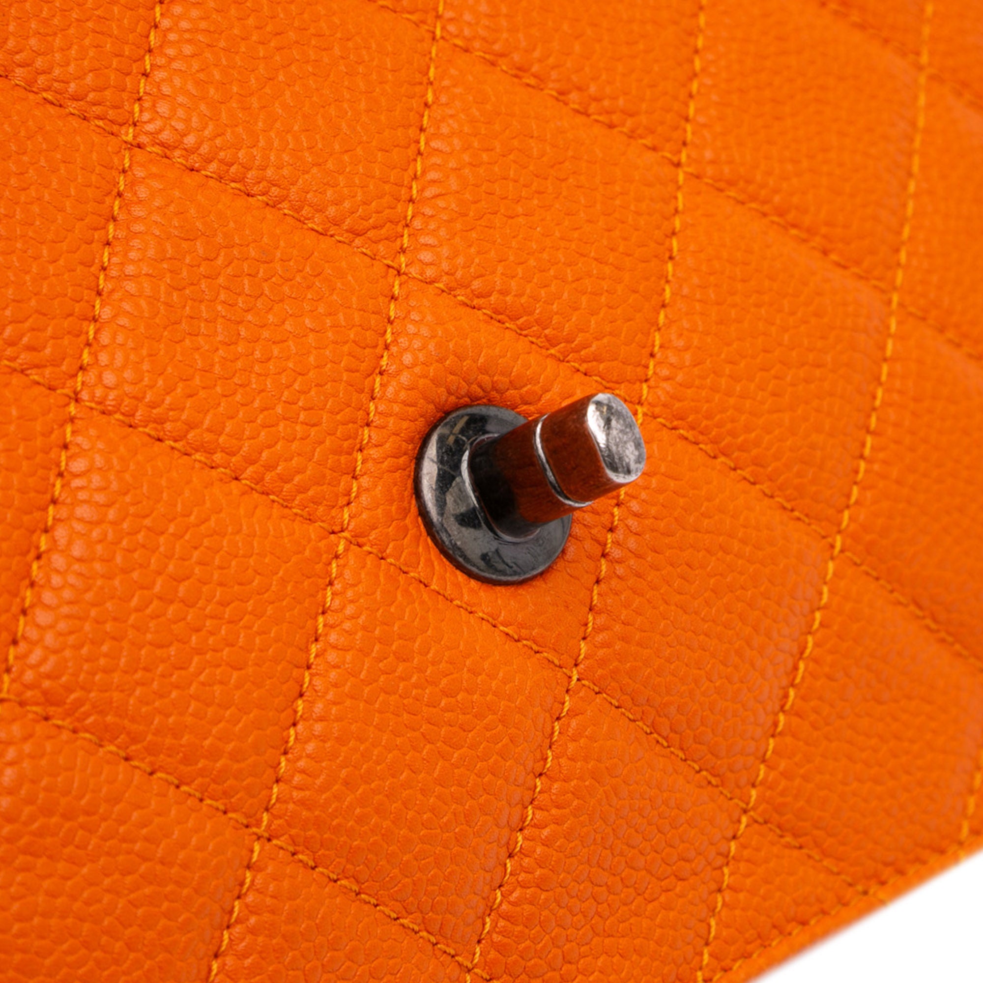 Quilted Caviar Retro Class Flap