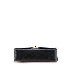 Medium Classic Lambskin Double Flap