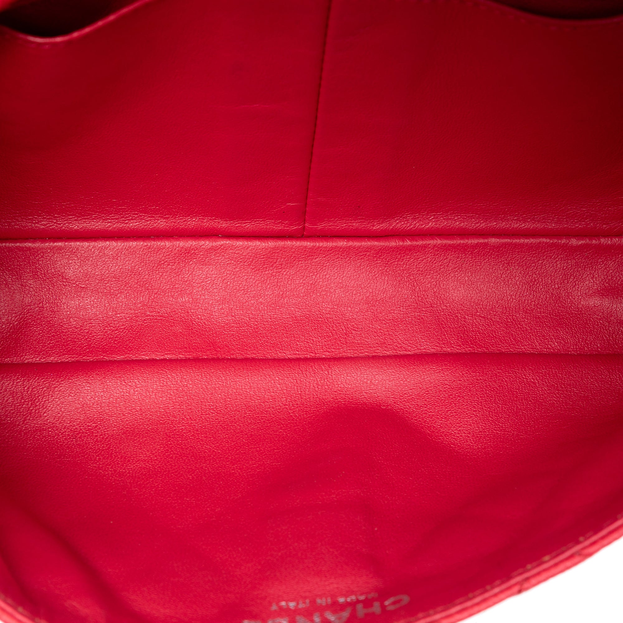 Classic Caviar East West Single Flap