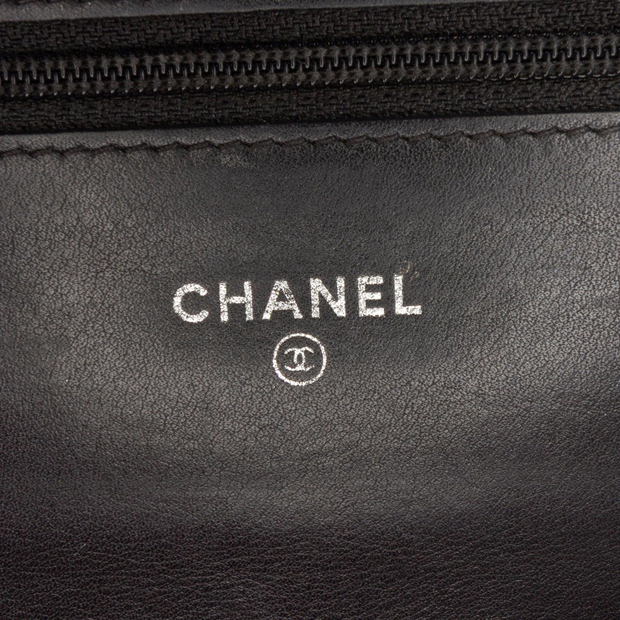 Quilted Patent Brilliant Wallet On Chain