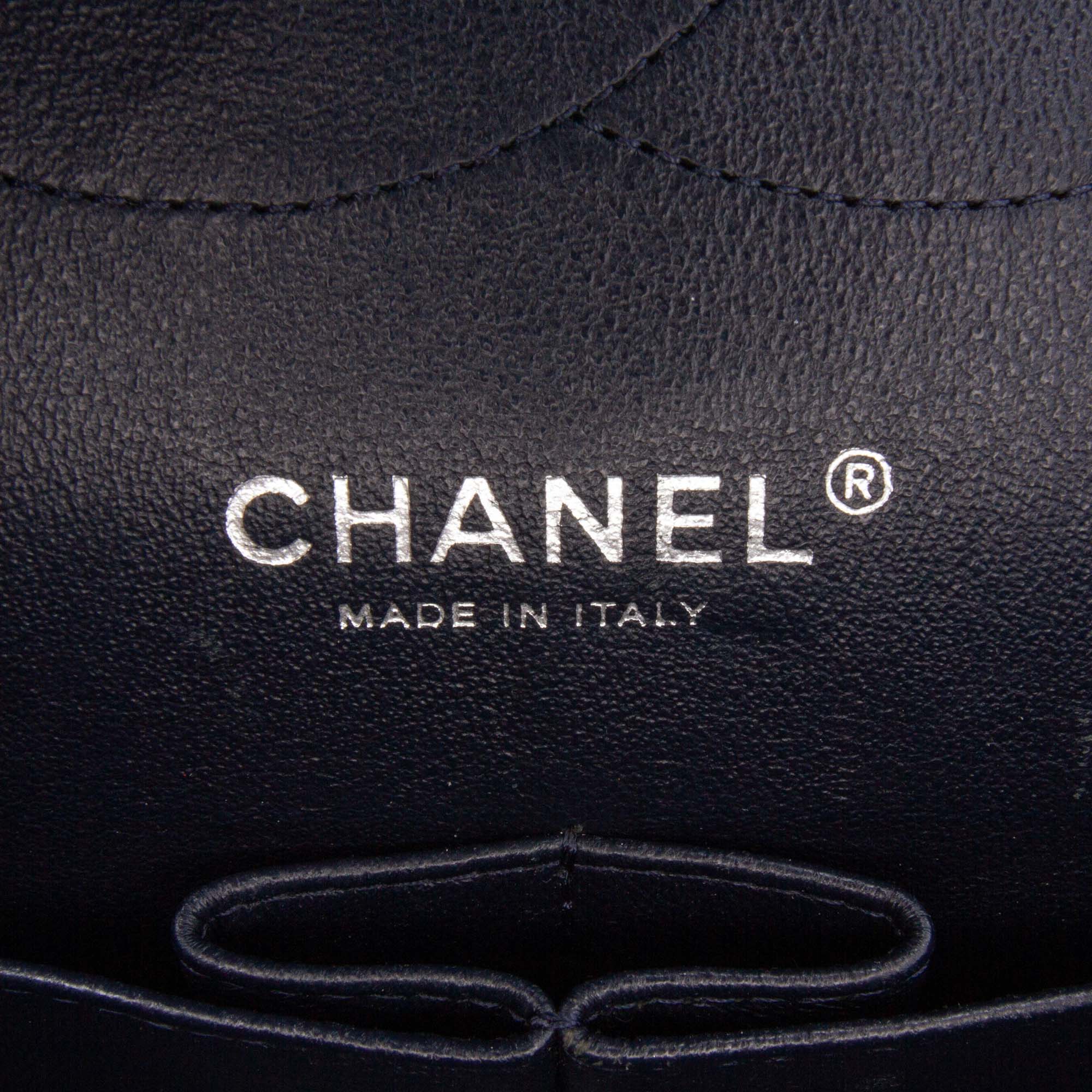 Jumbo Classic Caviar Double Flap