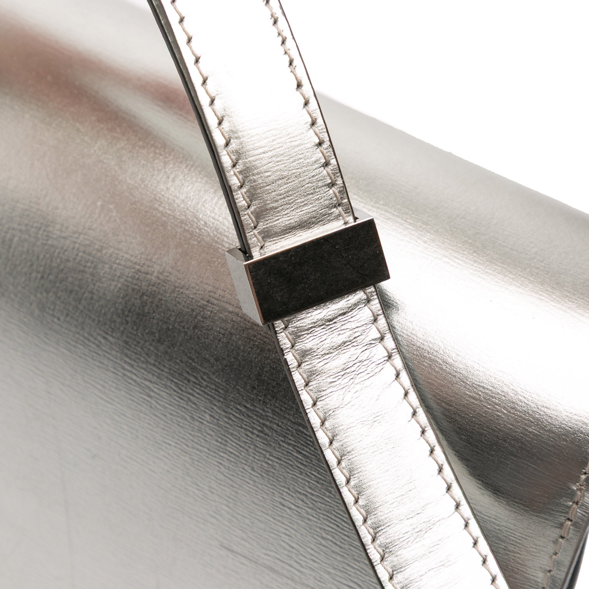 Medium Calfskin Classic Box