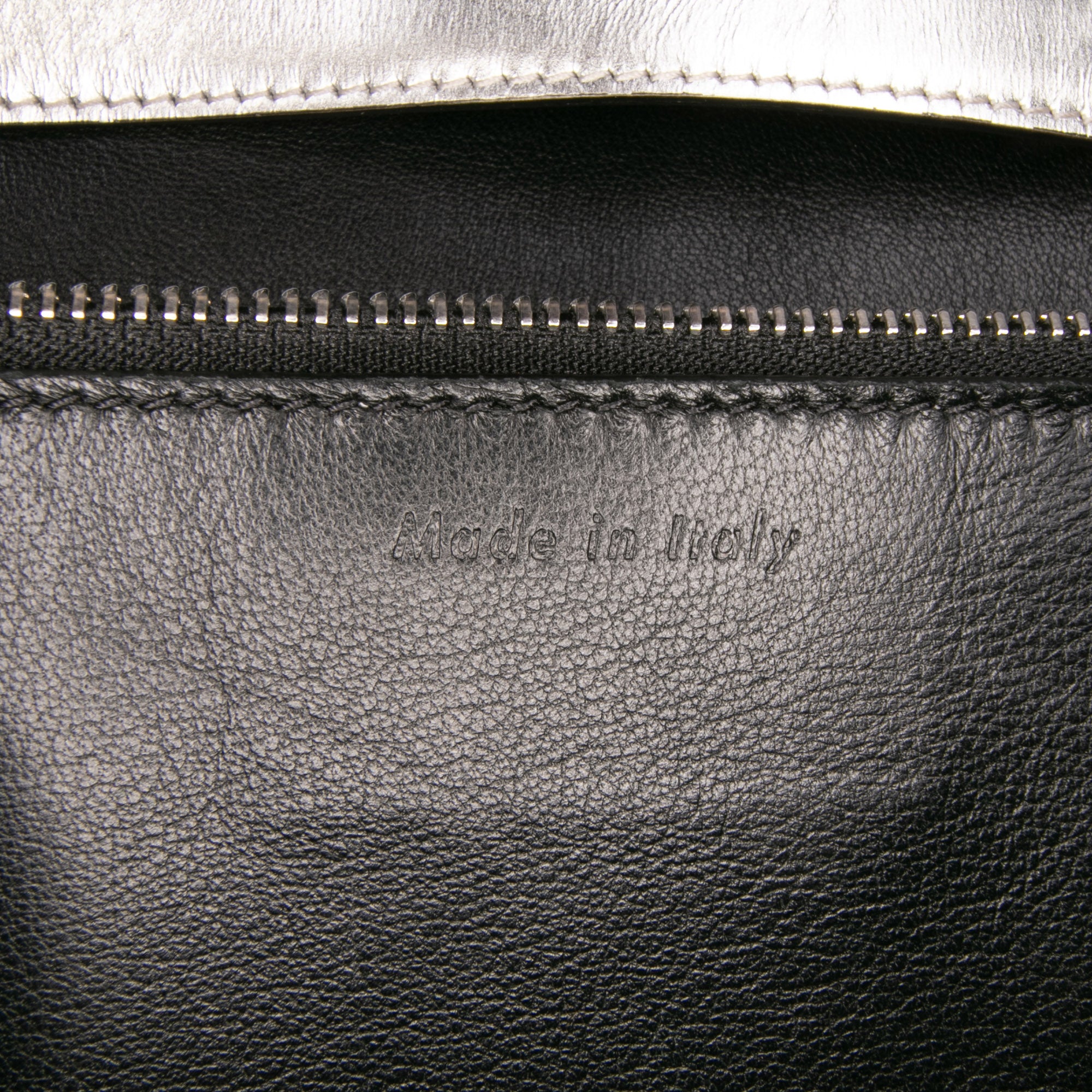 Medium Calfskin Classic Box