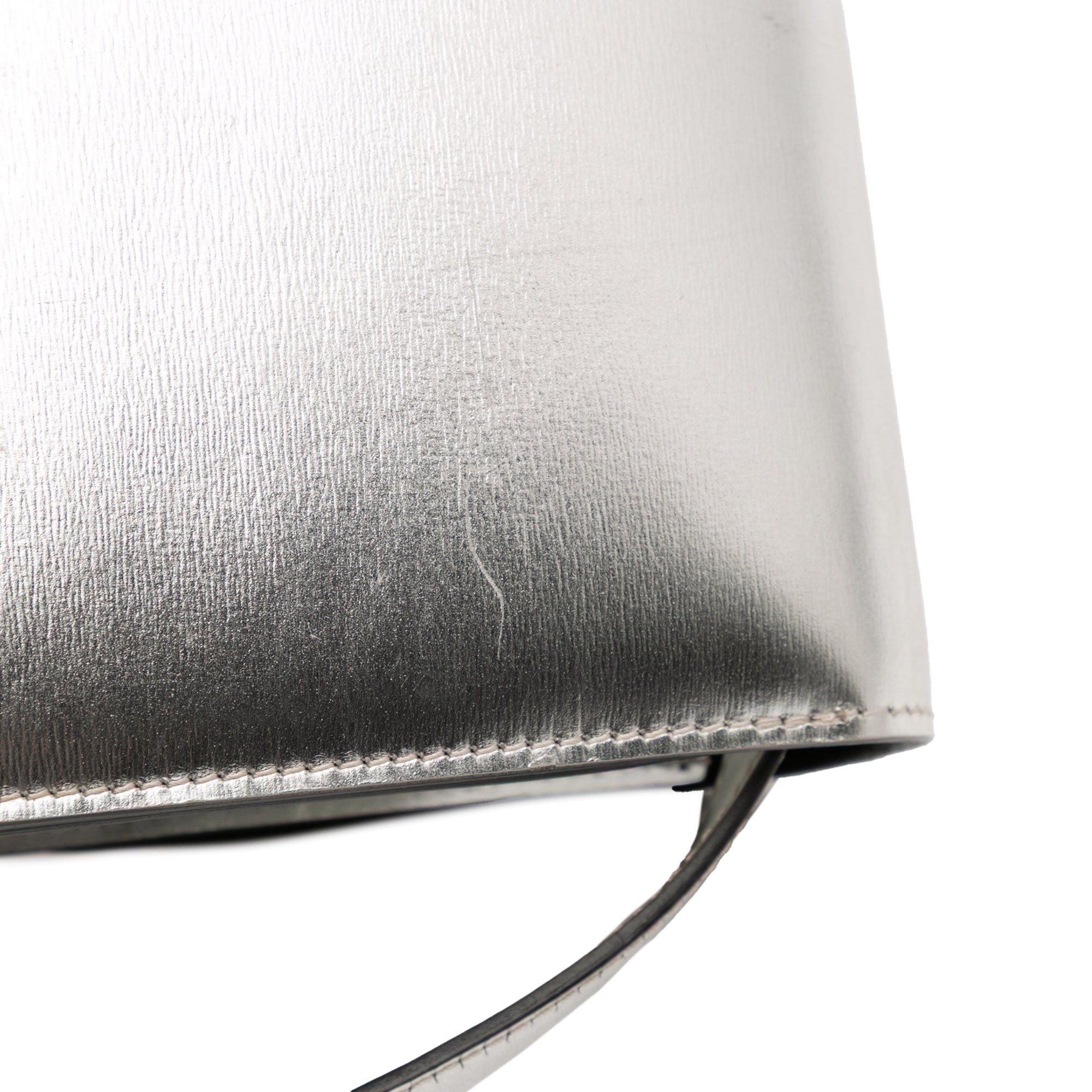 Medium Calfskin Classic Box