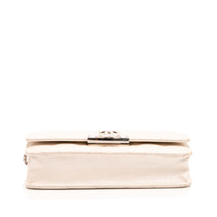 Quilted Caviar Golden Class Wallet On Chain