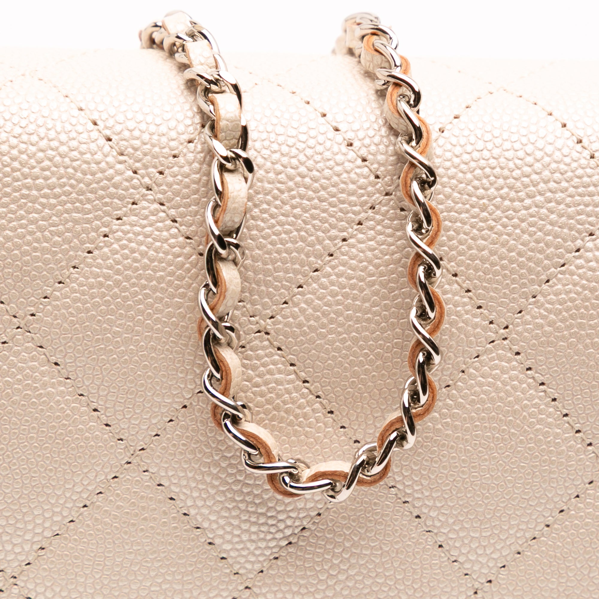 Quilted Caviar Golden Class Wallet On Chain