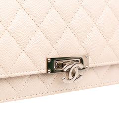 Quilted Caviar Golden Class Wallet On Chain