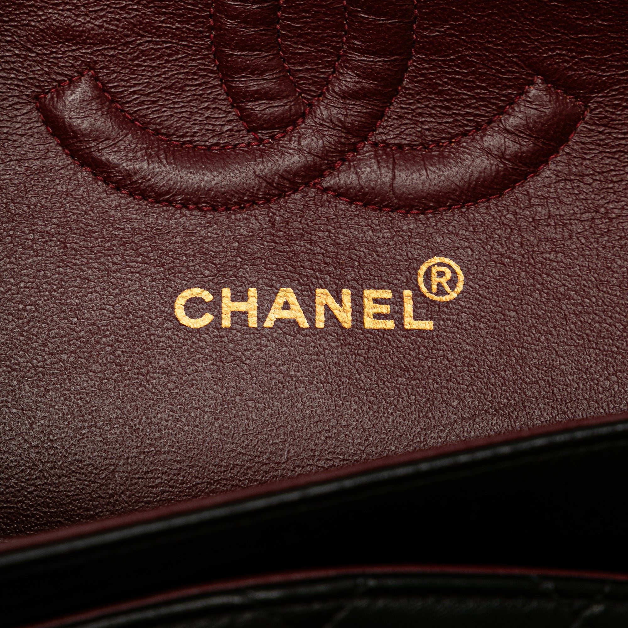 Medium Classic Lambskin Double Flap