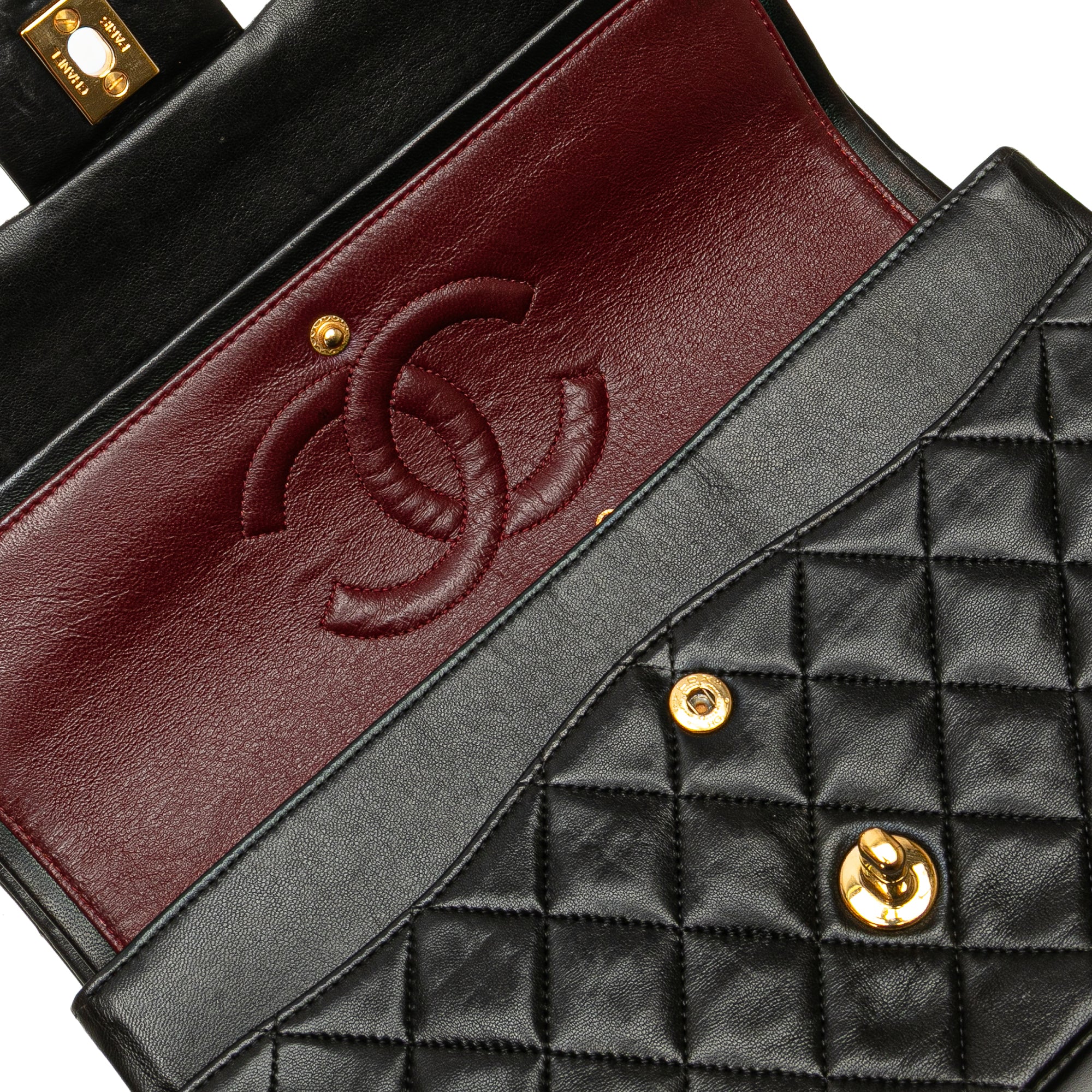 Medium Classic Lambskin Double Flap