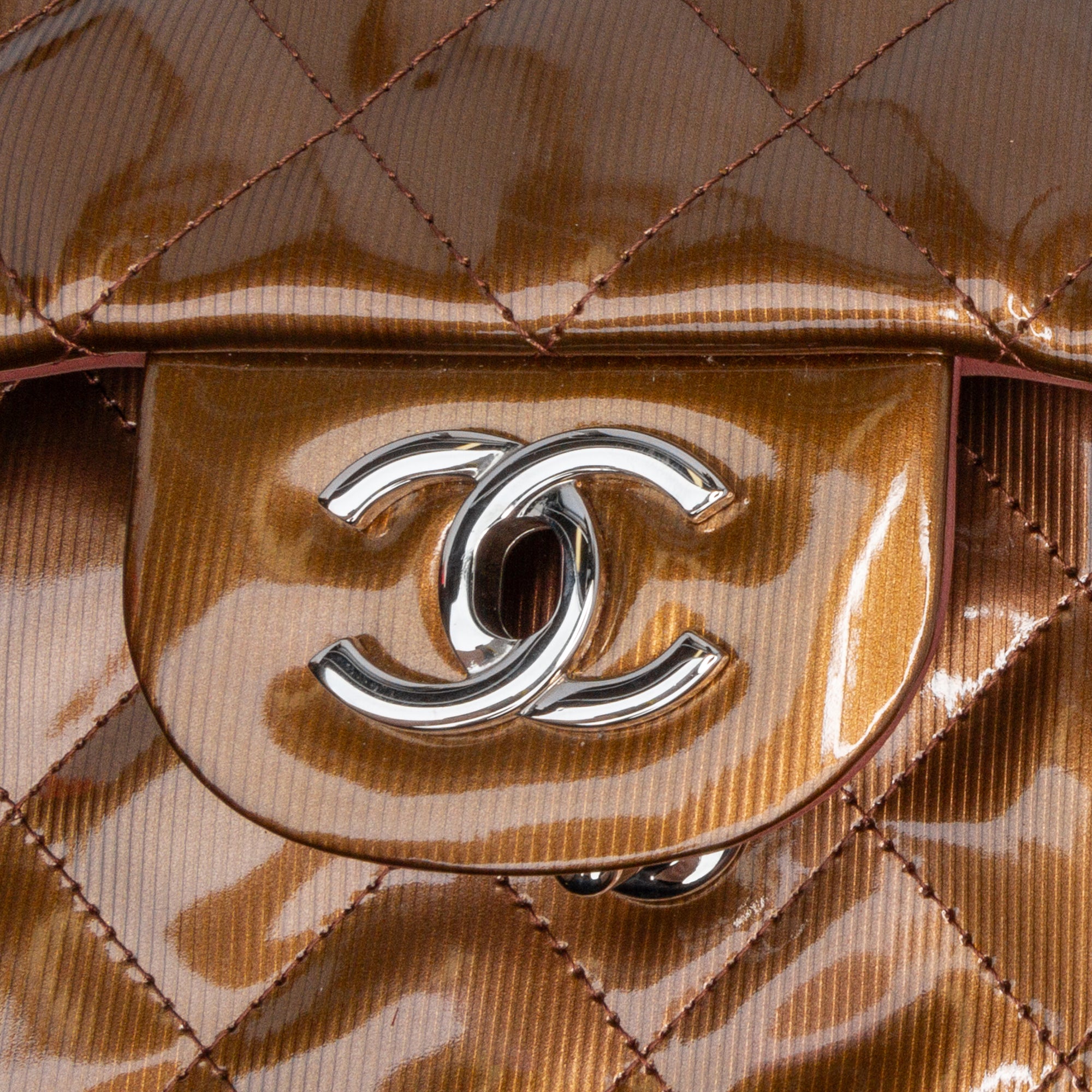 Jumbo Classic Metallic Patent Double Flap