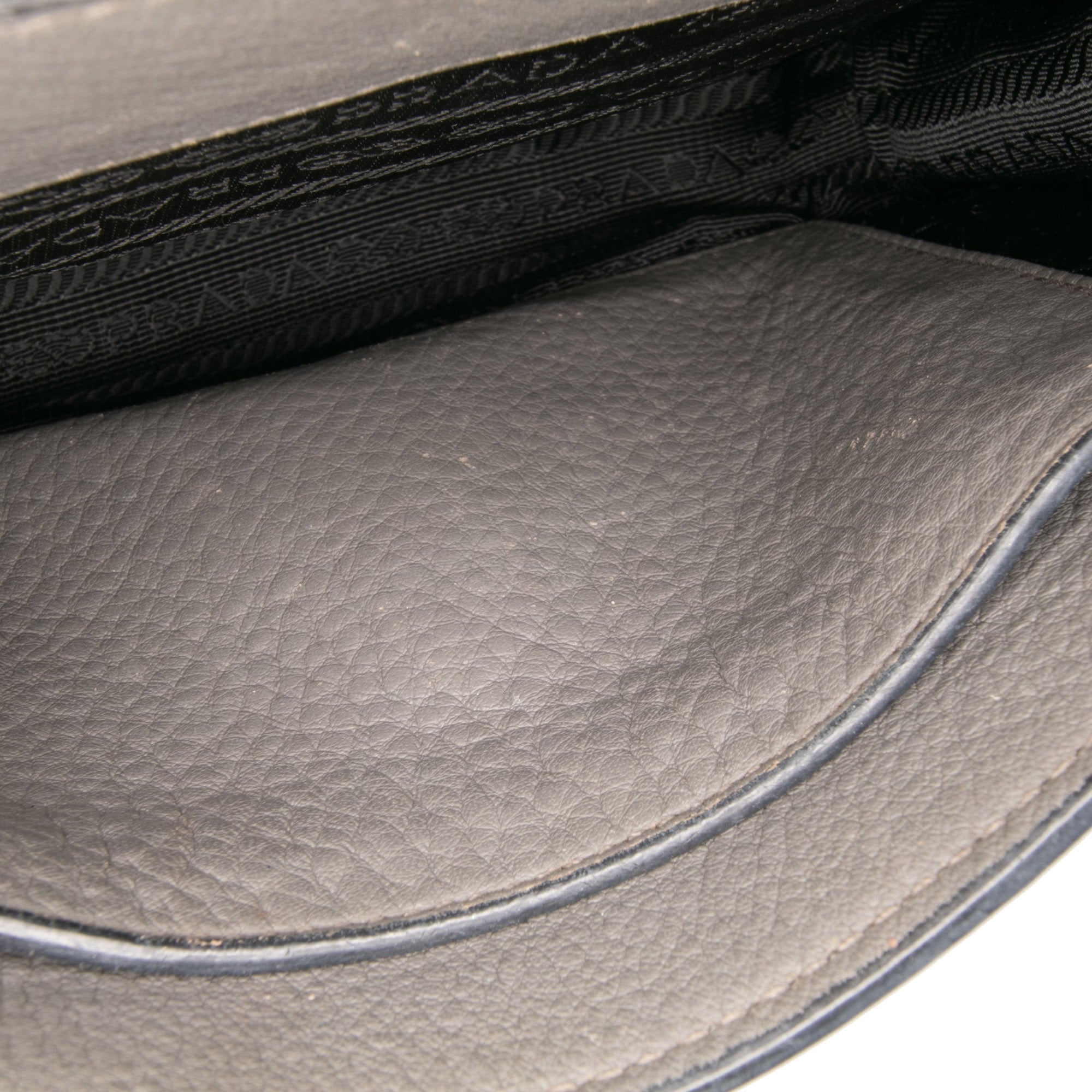 Vitello Daino Flap Crossbody