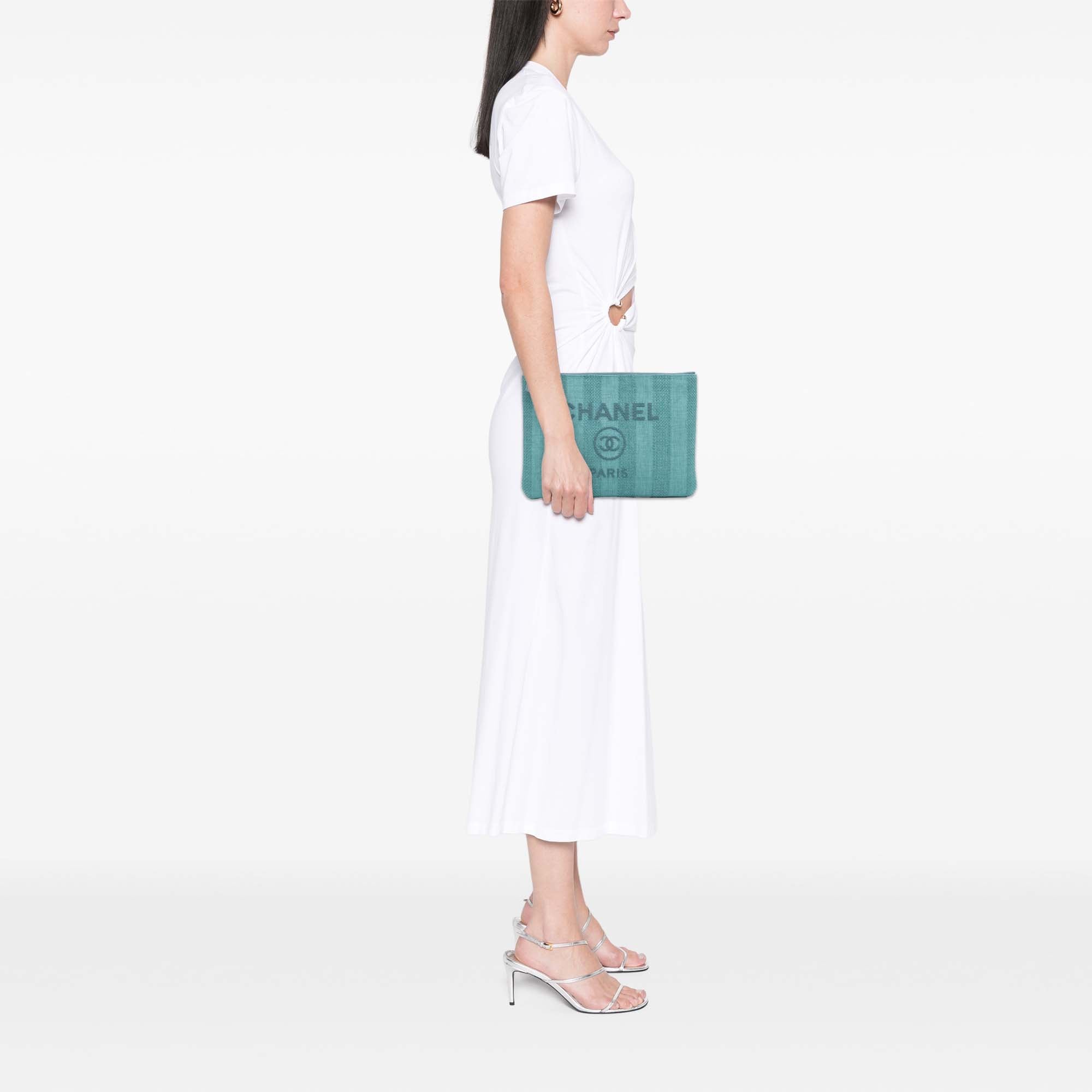 Medium Tweed Deauville O Case Clutch