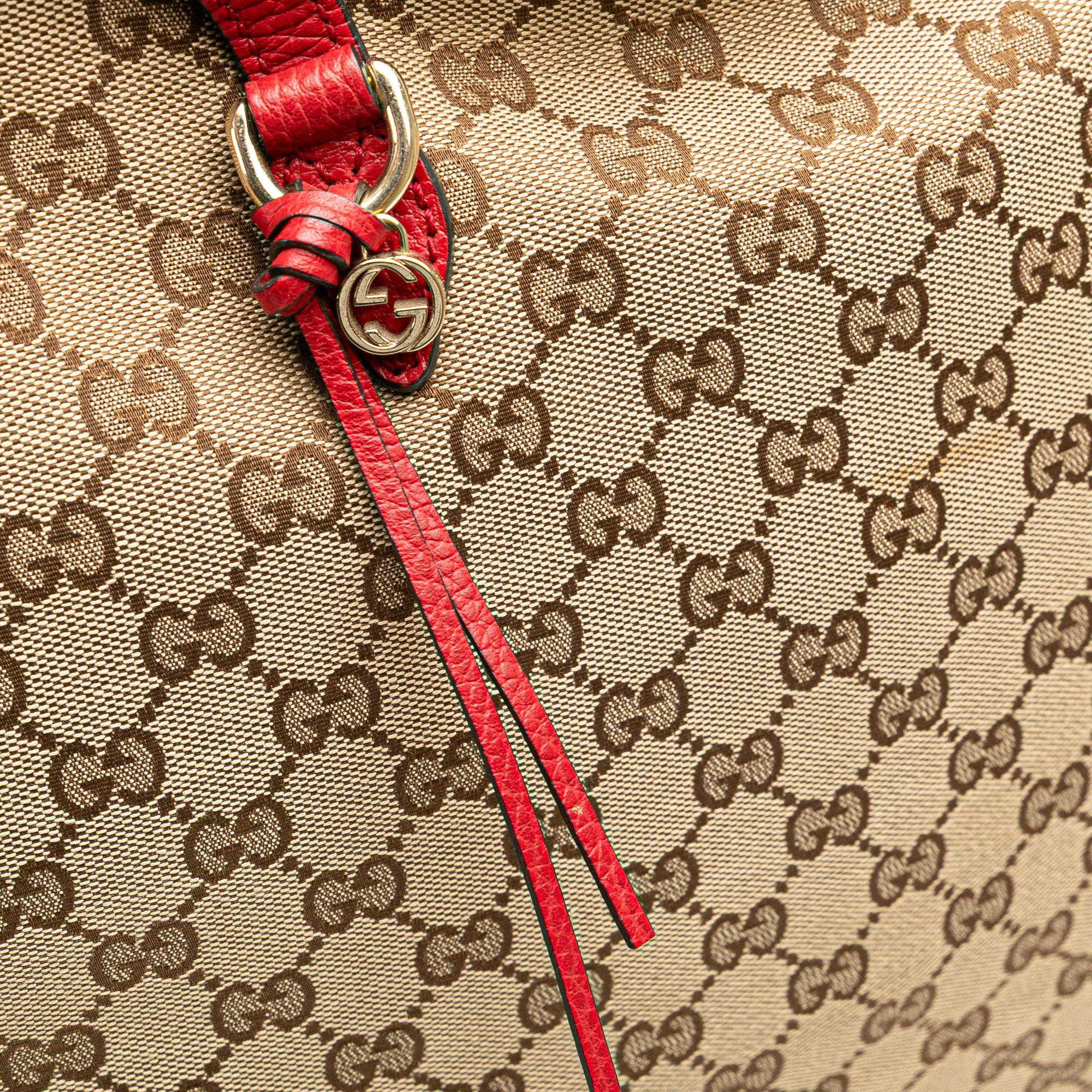 GG Canvas Bree Zippered Tote