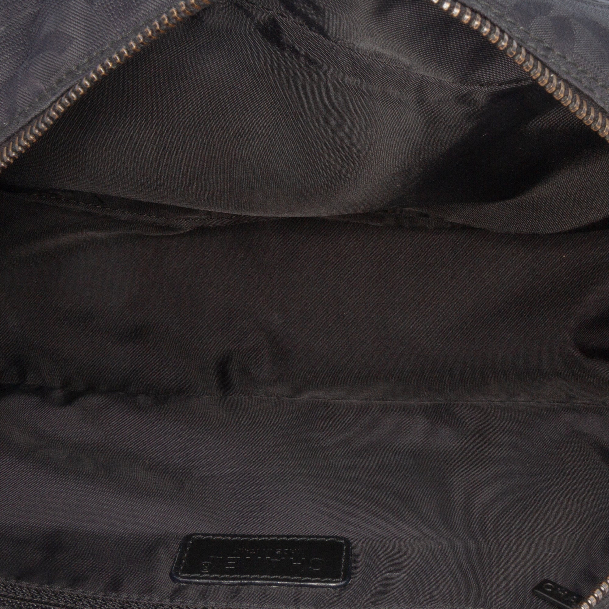 New Travel Line Nylon Handbag