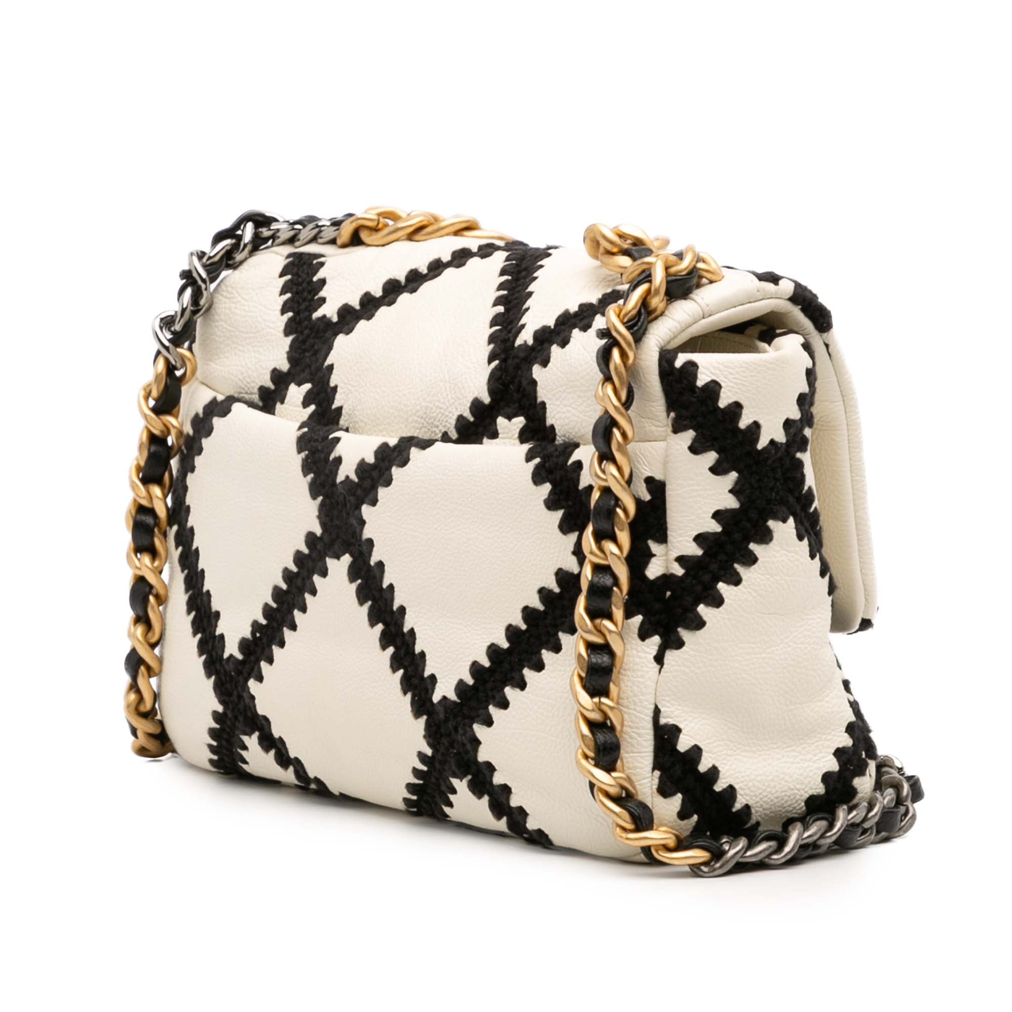 Medium Crochet Calfskin 19 Flap