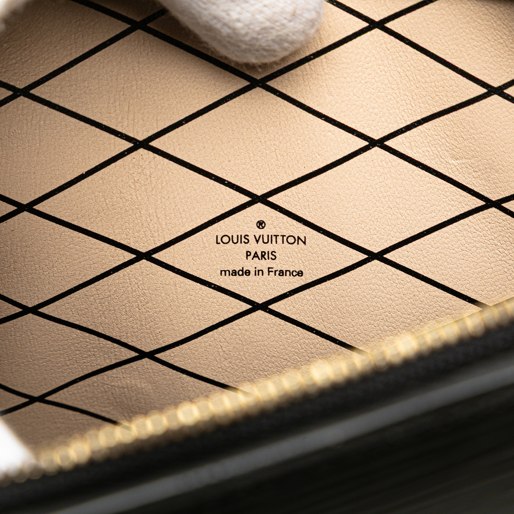 Epi Trunk Clutch