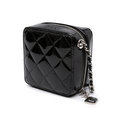CC Quilted Patent Diamond Resin Clutch With Chain