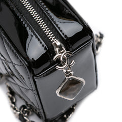 CC Quilted Patent Diamond Resin Clutch With Chain