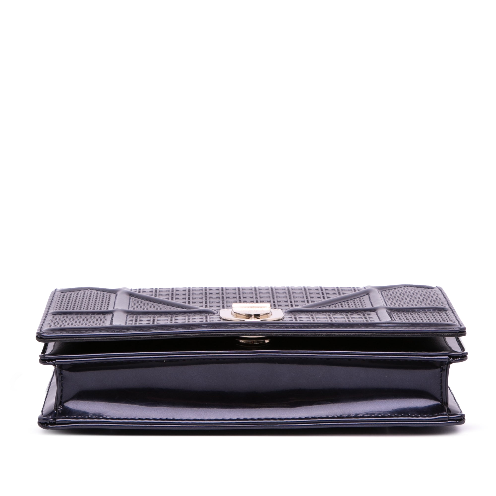 Patent Microcannage Diorama Wallet on Chain