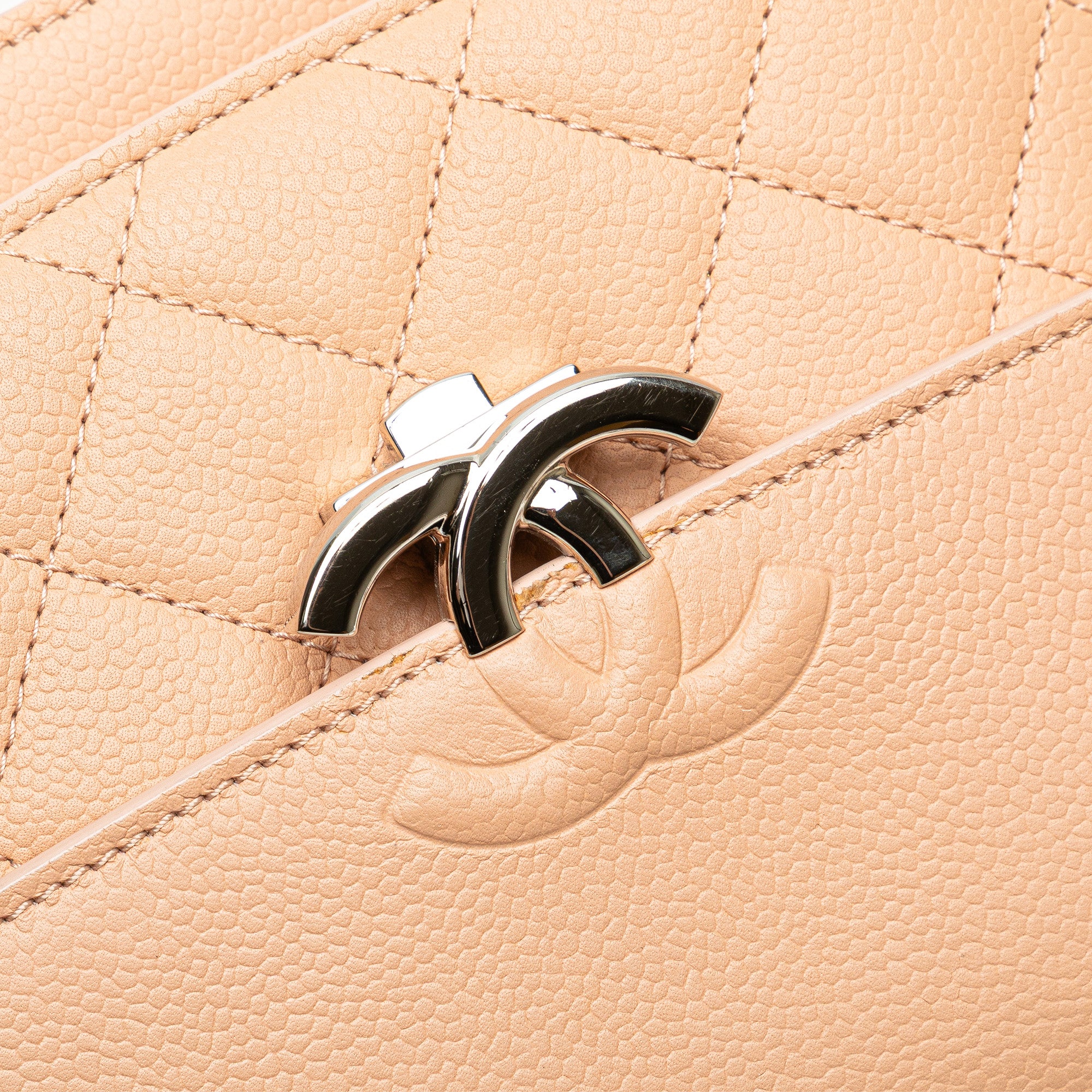 Mini Quilted Caviar CC Box Flap