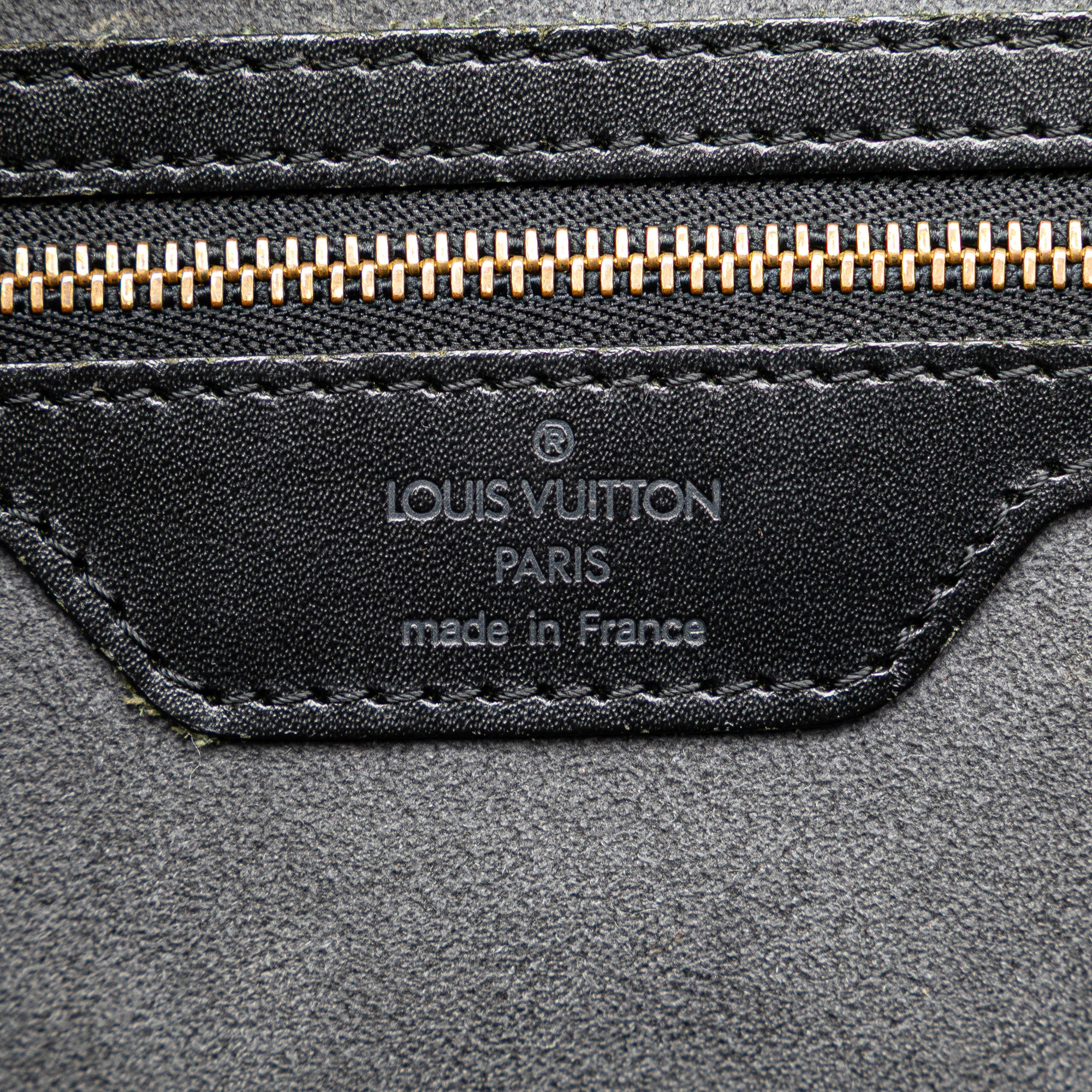 Epi Saint Jacques GM Long Strap