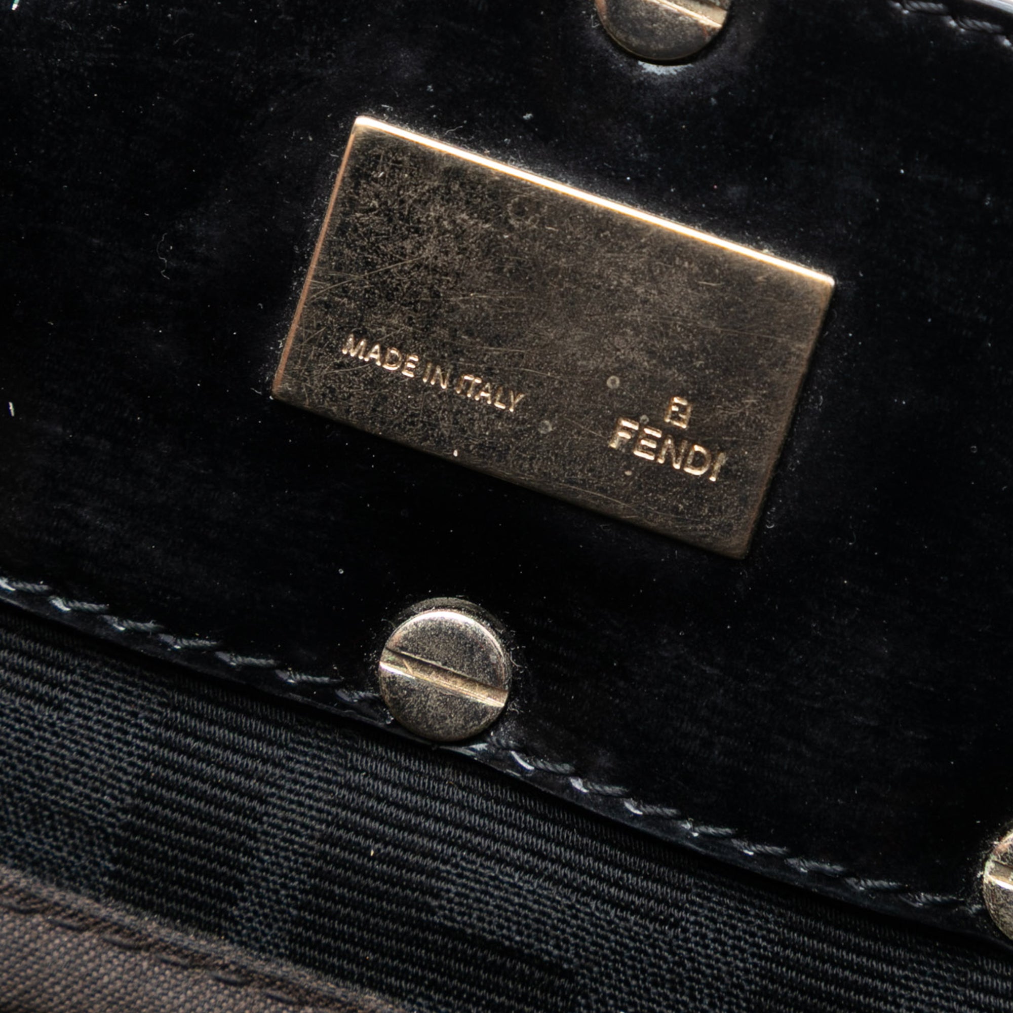 Zucca Canvas Mia Chain Tote