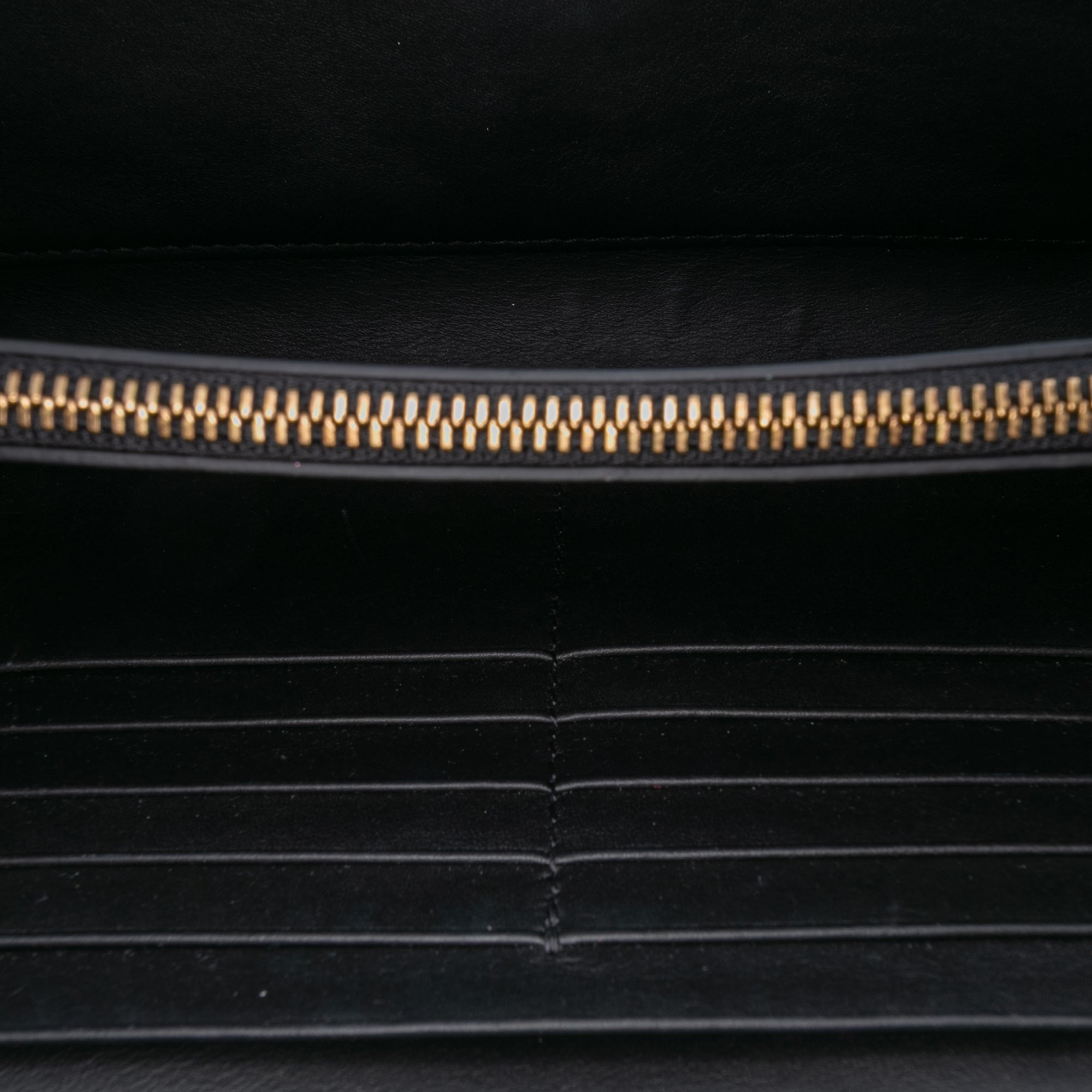 Leather Crystal Virtus Chain Crossbody