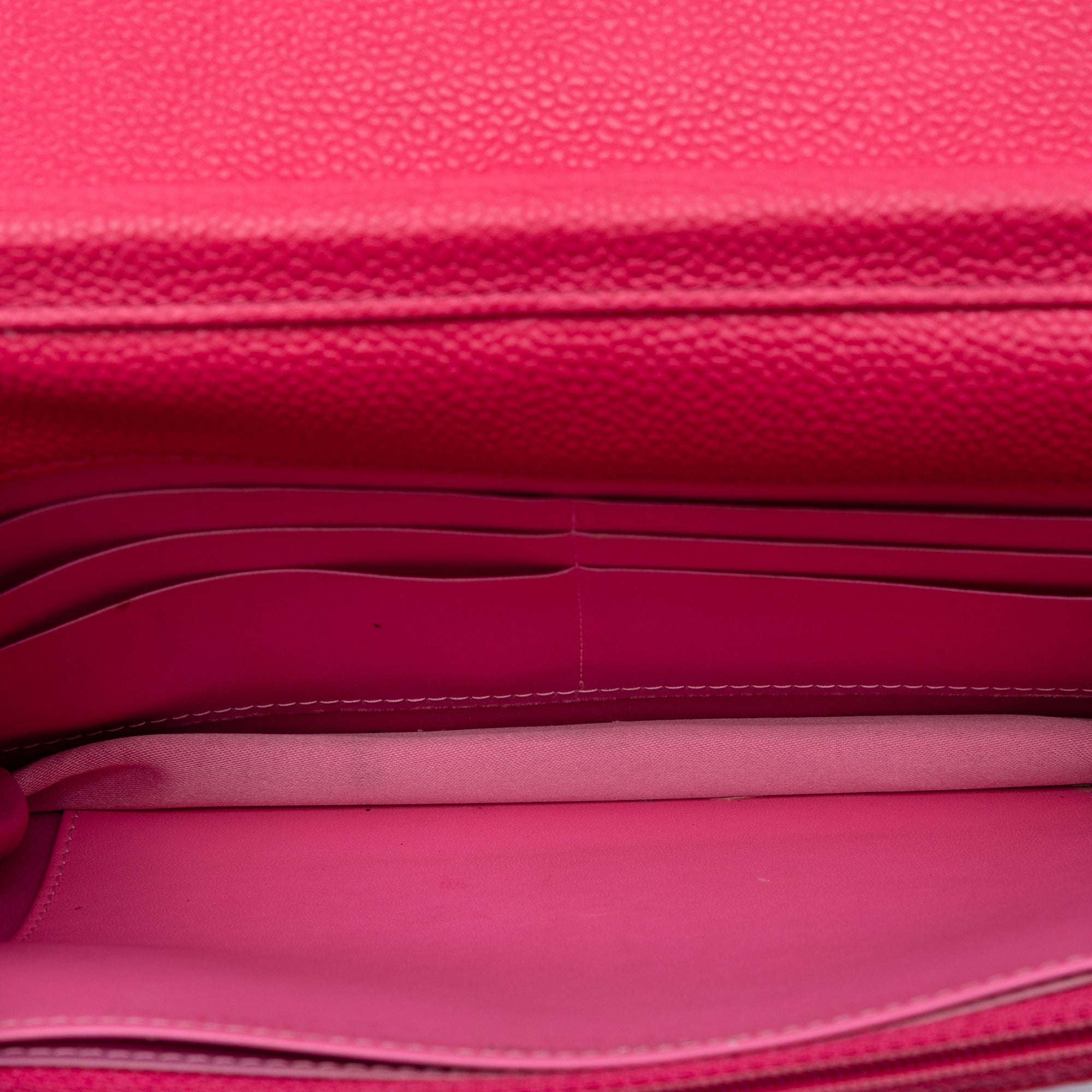 Caviar Bicolor CC Wallet On Chain