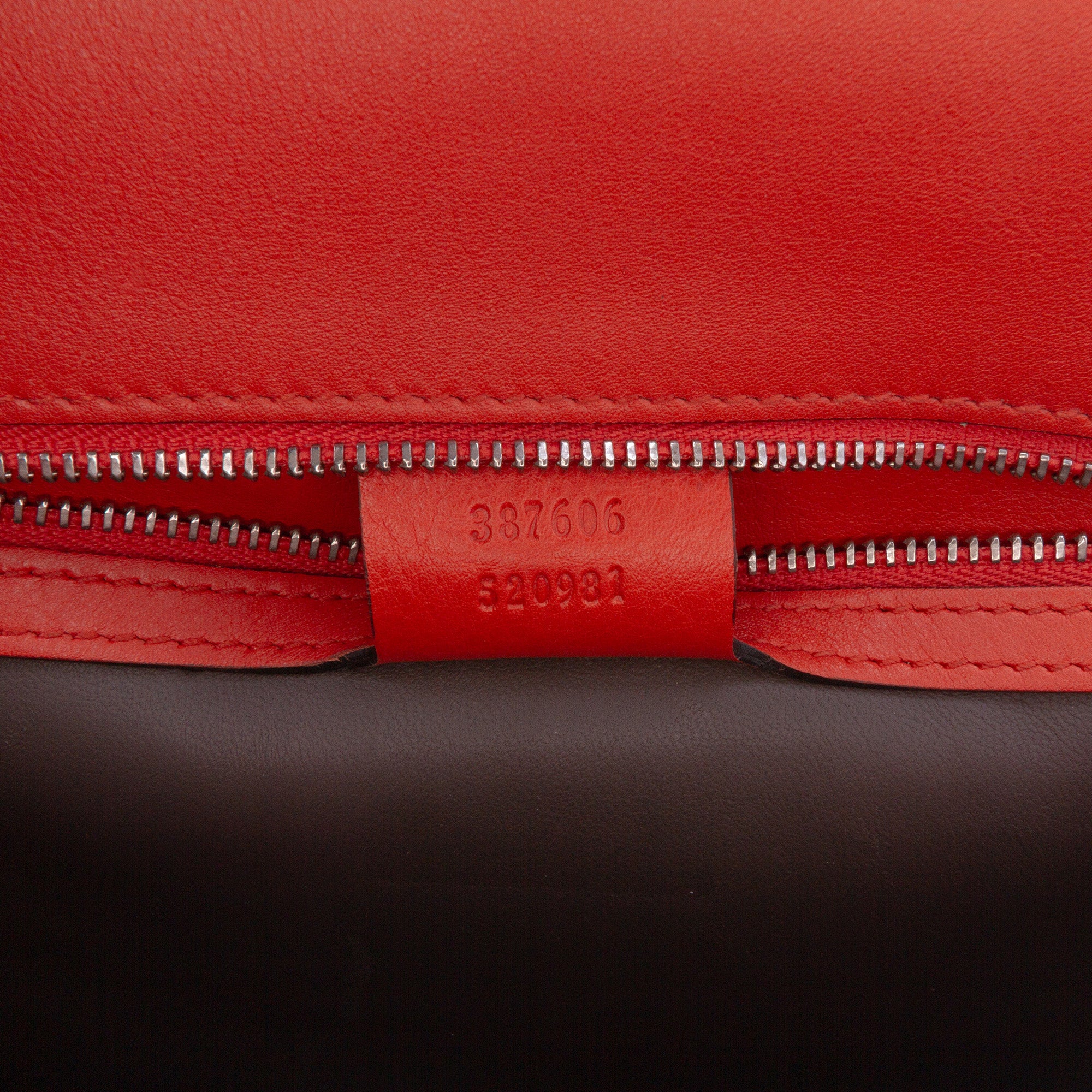 Medium Patent Dollar Interlocking G Crossbody