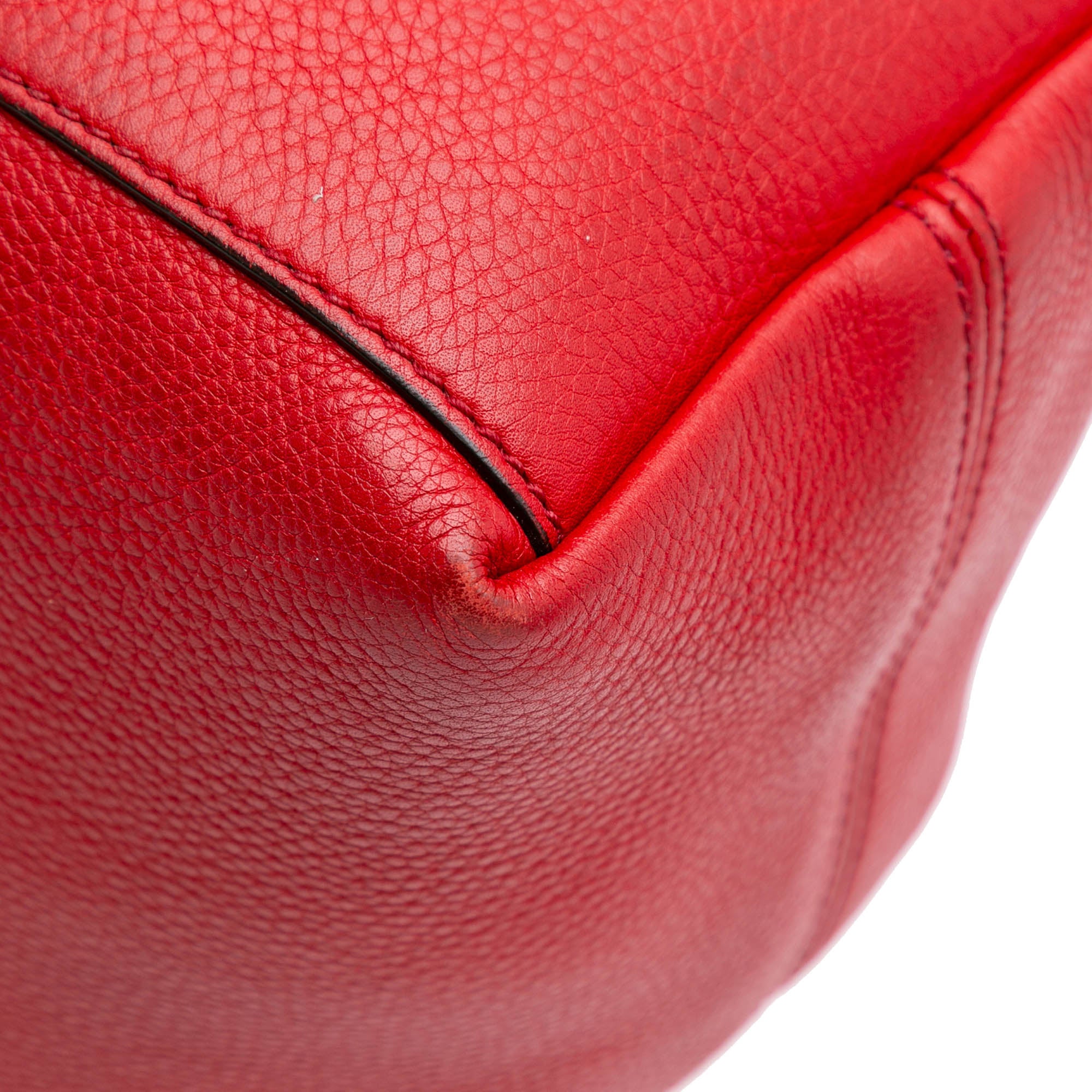 Medium Leather Soho Chain Tote