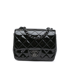 Mini Square Classic Patent So Black Single Flap