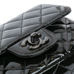 Mini Square Classic Patent So Black Single Flap
