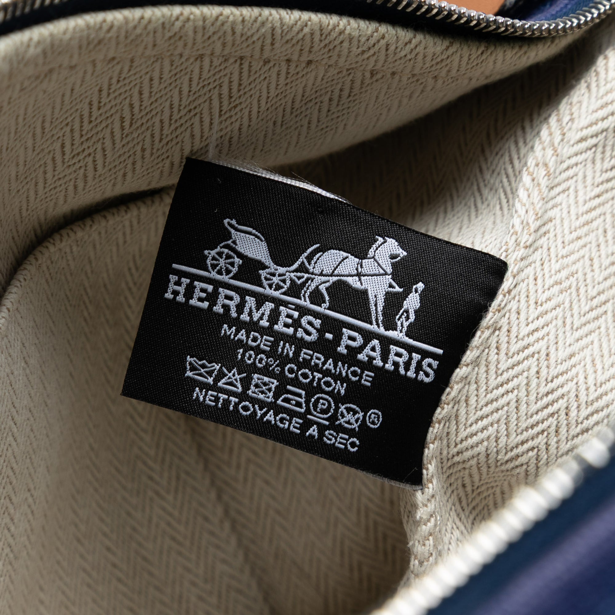 Small Canvas Bride A Brac Case