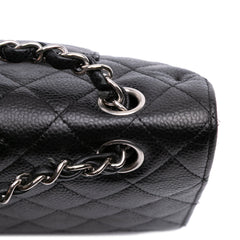 Medium Classic Caviar Double Flap