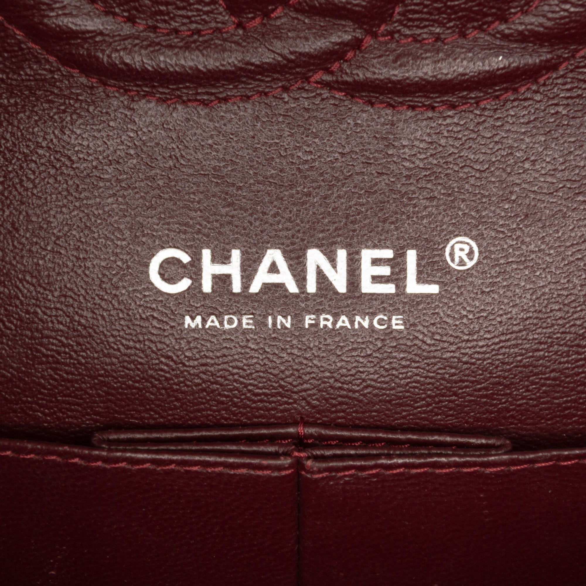 Medium Classic Caviar Double Flap