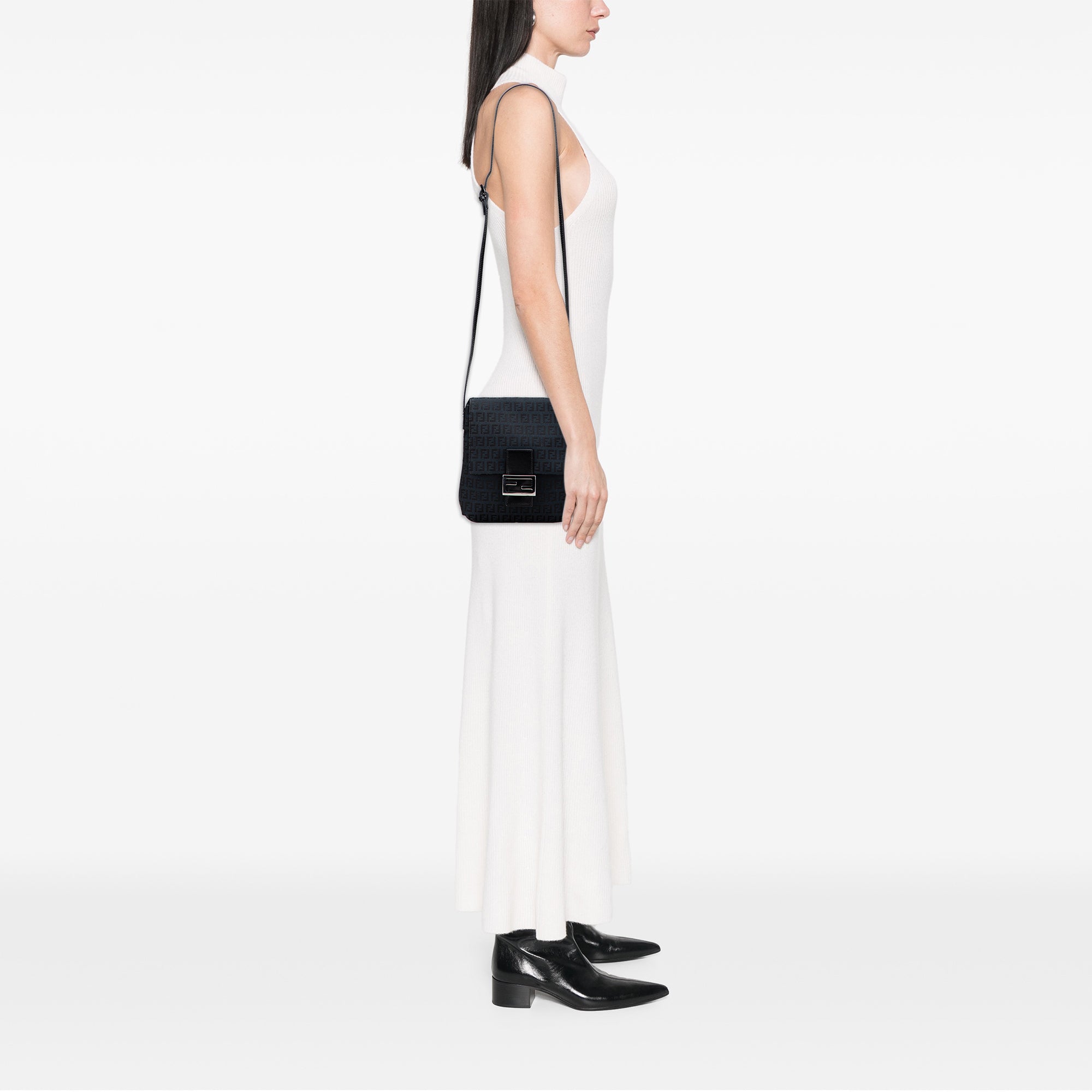 Zucchino Canvas Crossbody