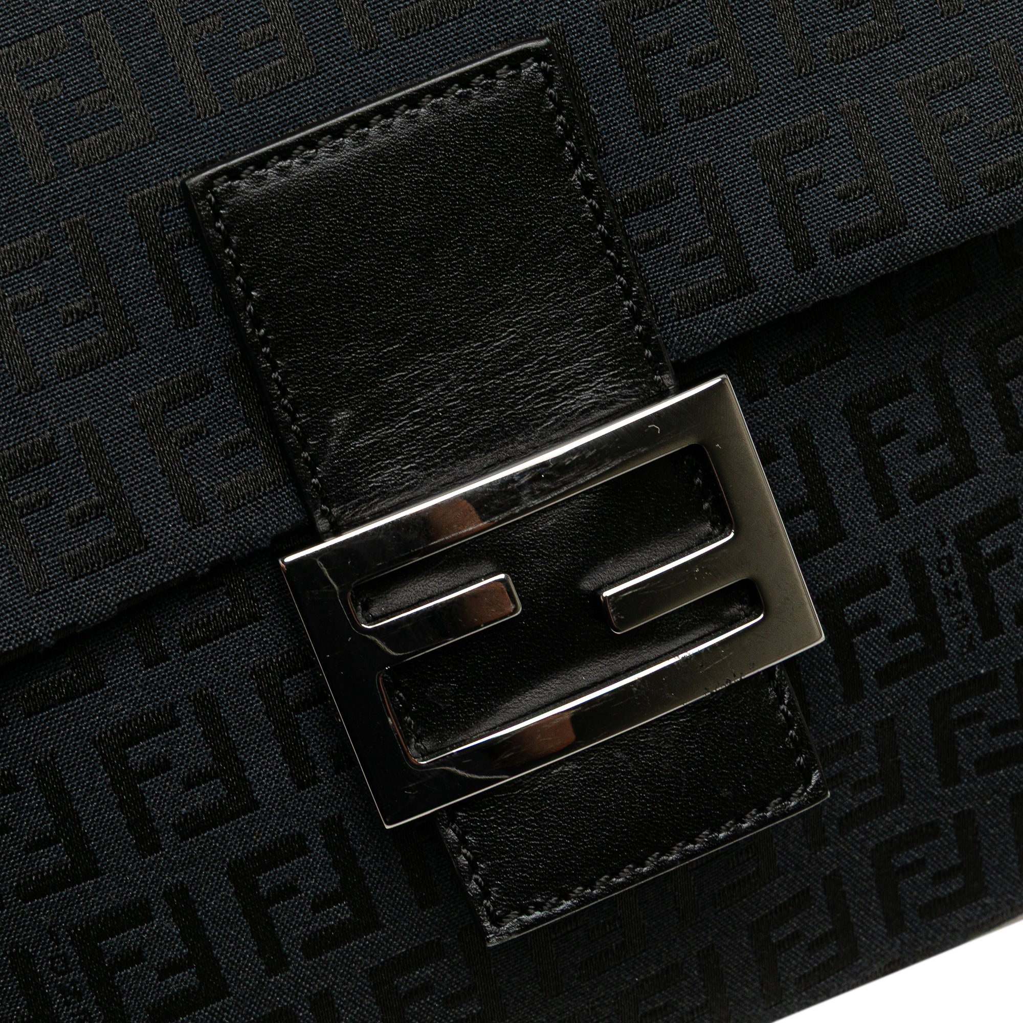 Zucchino Canvas Crossbody