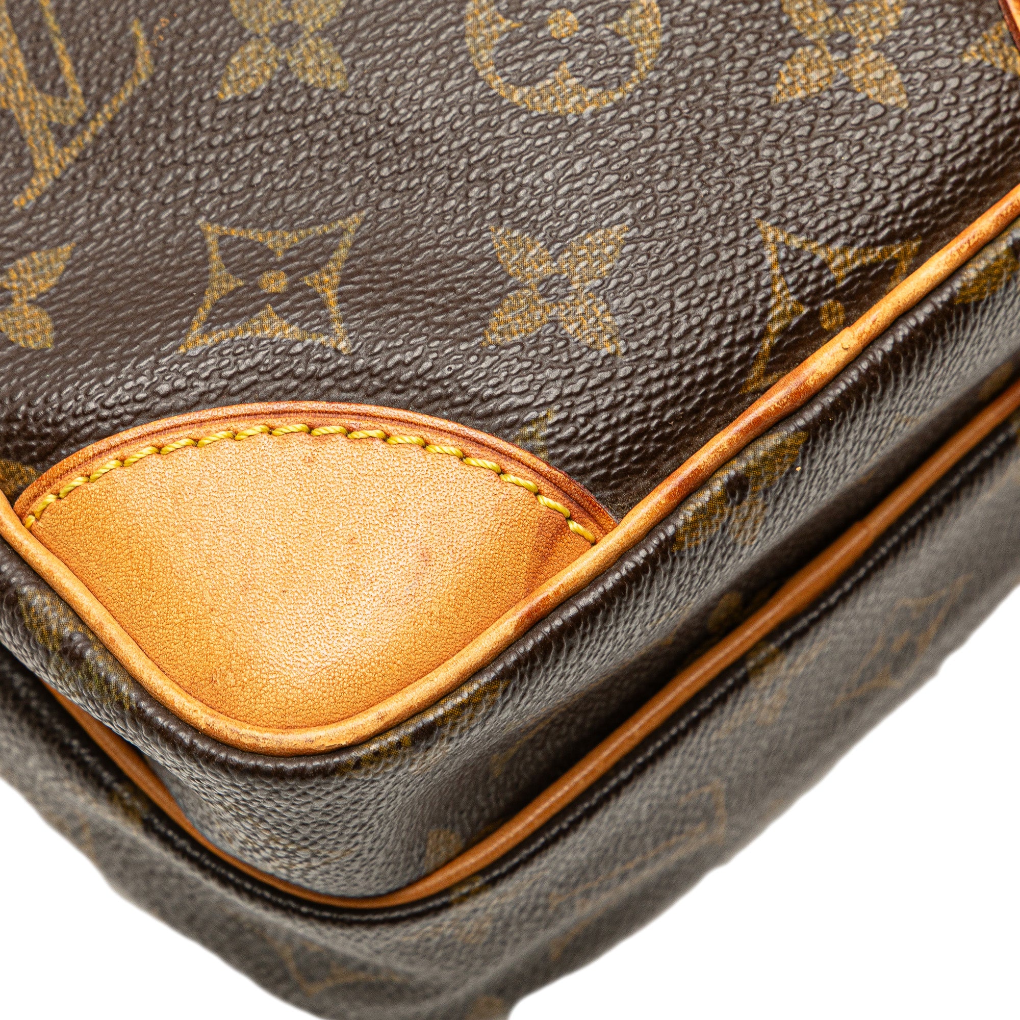 Monogram Amazone