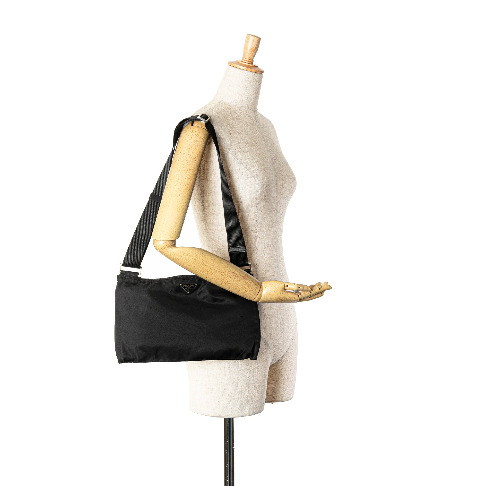 Tessuto Zip Top Shoulder Bag