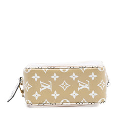 Monogram Giant Jungle Beach Pouch